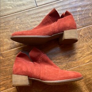 Women's Suede Ankle Boots - Rust